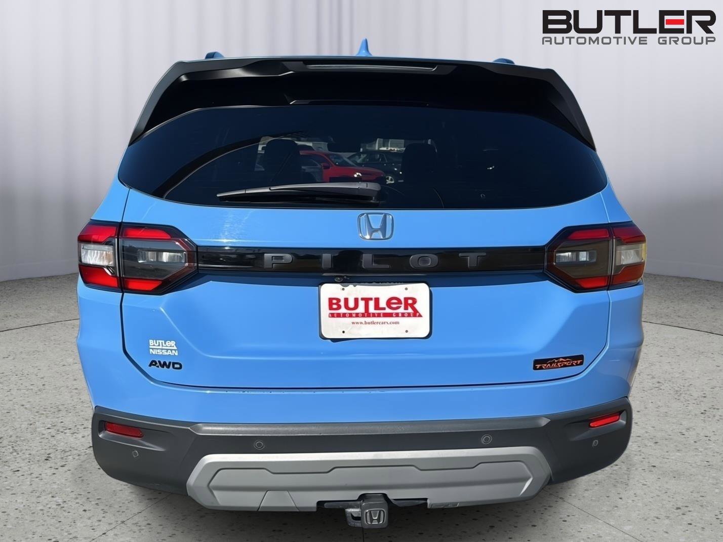 Used 2024 Honda Pilot TrailSport image 4