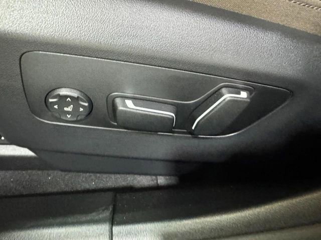 Certified 2026 BMW i5 eDrive40 w/ Premium Package AWD/4WD image 23