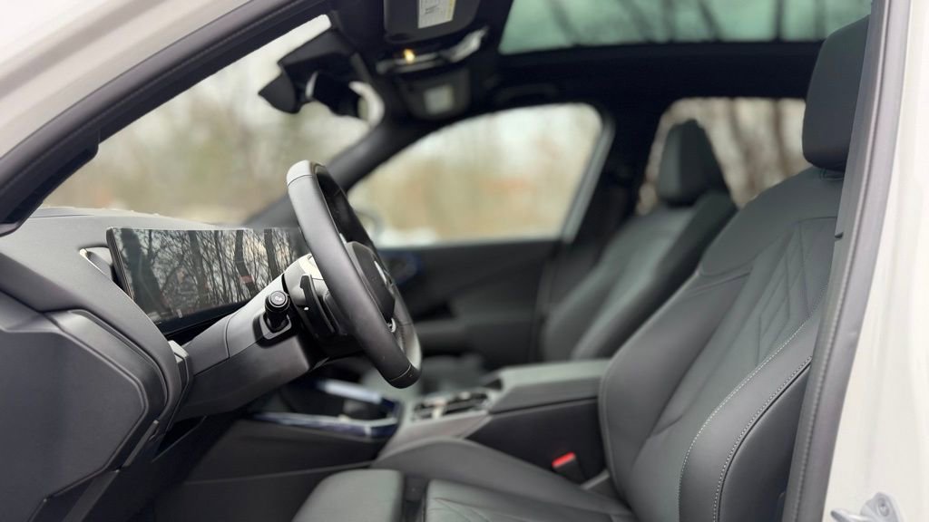 Certified 2025 BMW X3 xDrive30i w/ Premium Package image 14