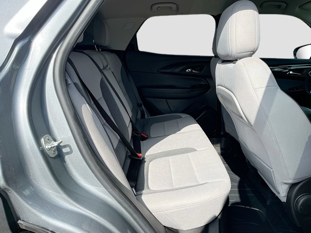 Used 2024 Chevrolet TrailBlazer LT w/ Convenience Package FWD image 25