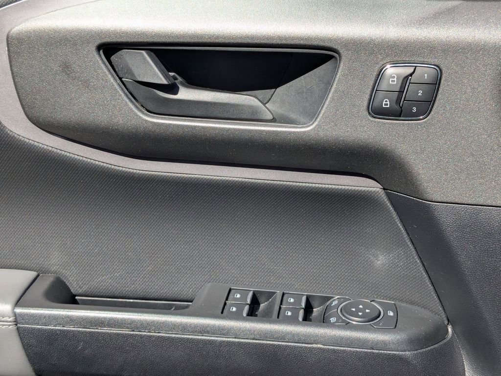 Used 2025 Ford Bronco Sport Badlands AWD/4WD image 13