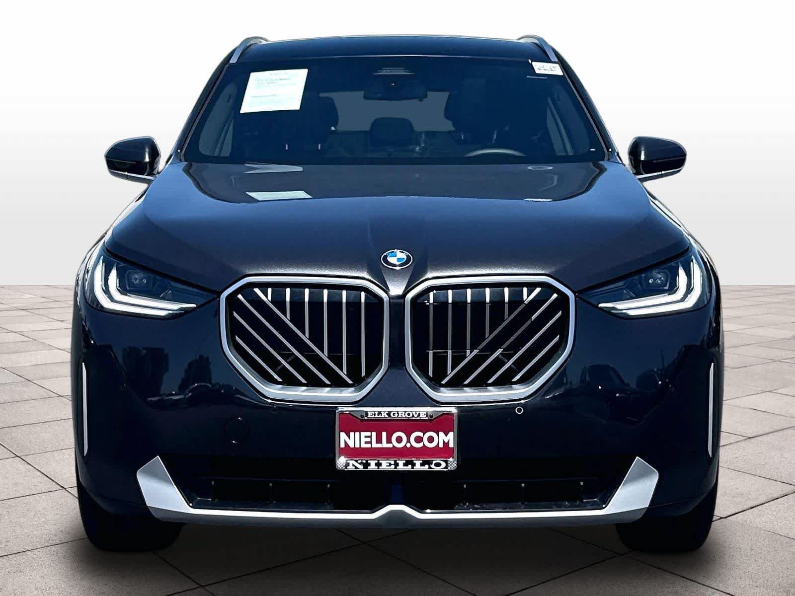 Used 2025 BMW X3 xDrive30i w/ Convenience Package AWD/4WD image 2