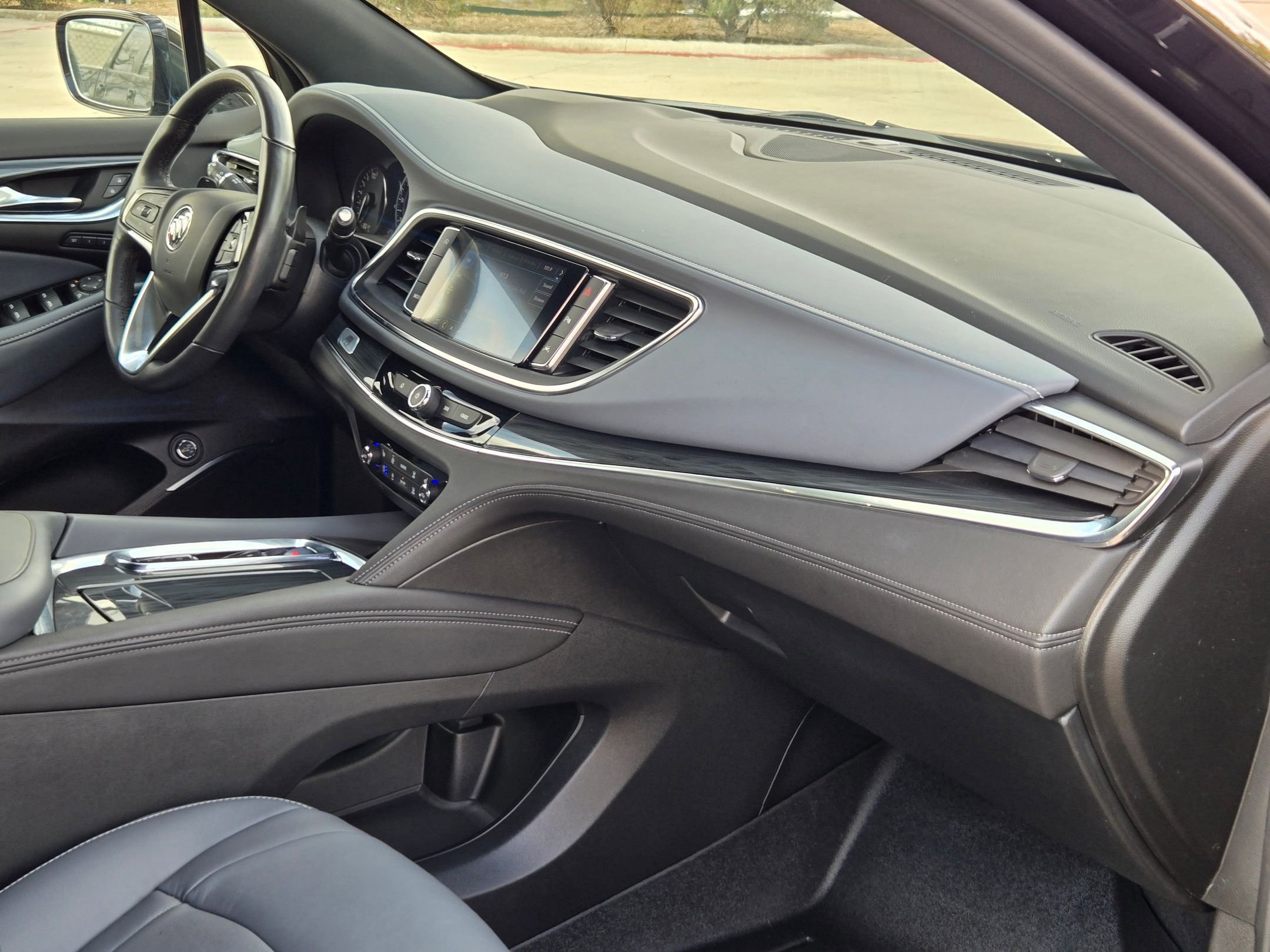 Certified 2023 Buick Enclave Premium w/ LPO, Touring Package image 29