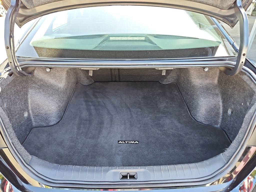 Used 2024 Nissan Altima 2.5 SV image 29