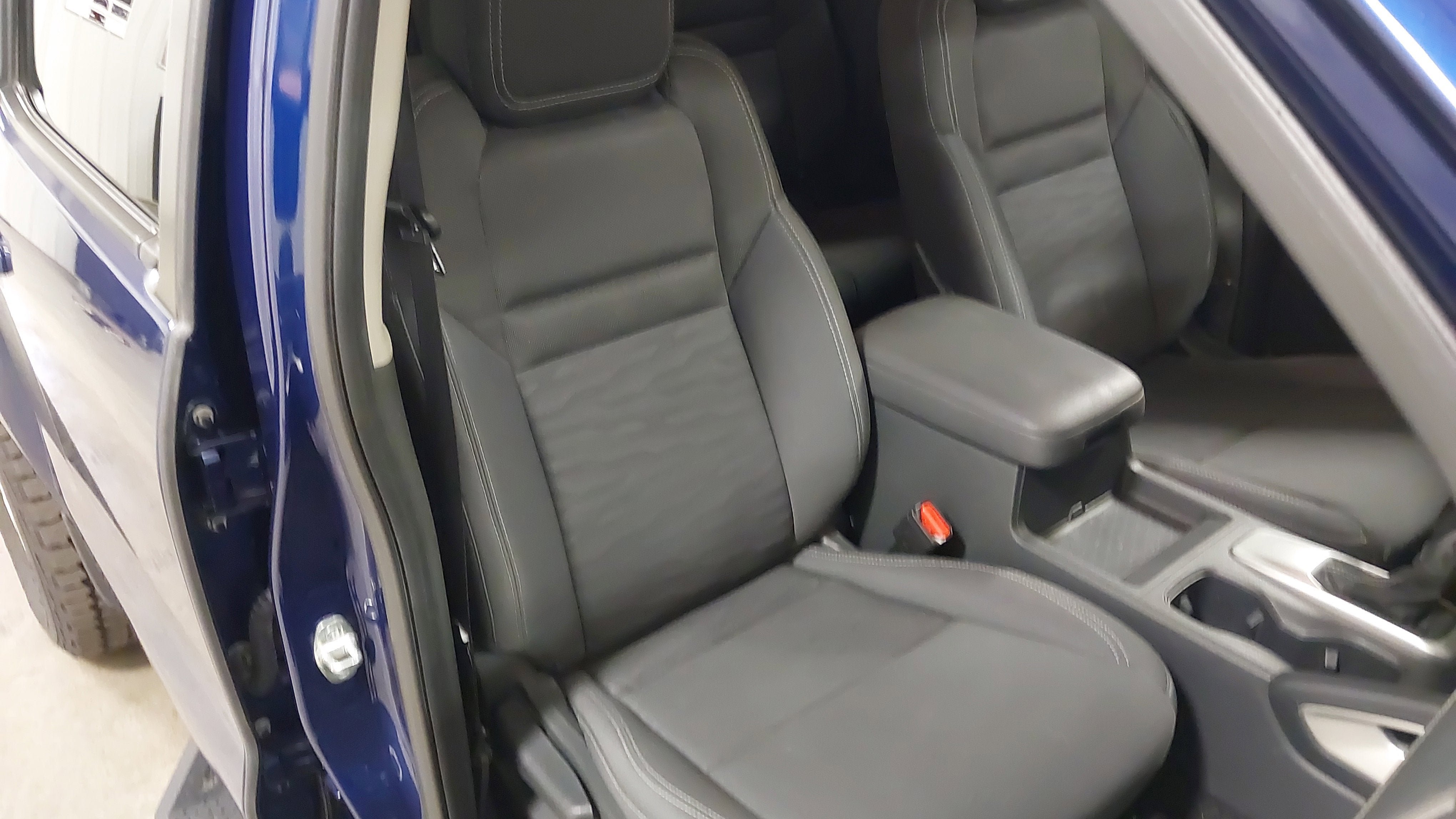 Used 2022 Nissan Frontier SV AWD/4WD image 28