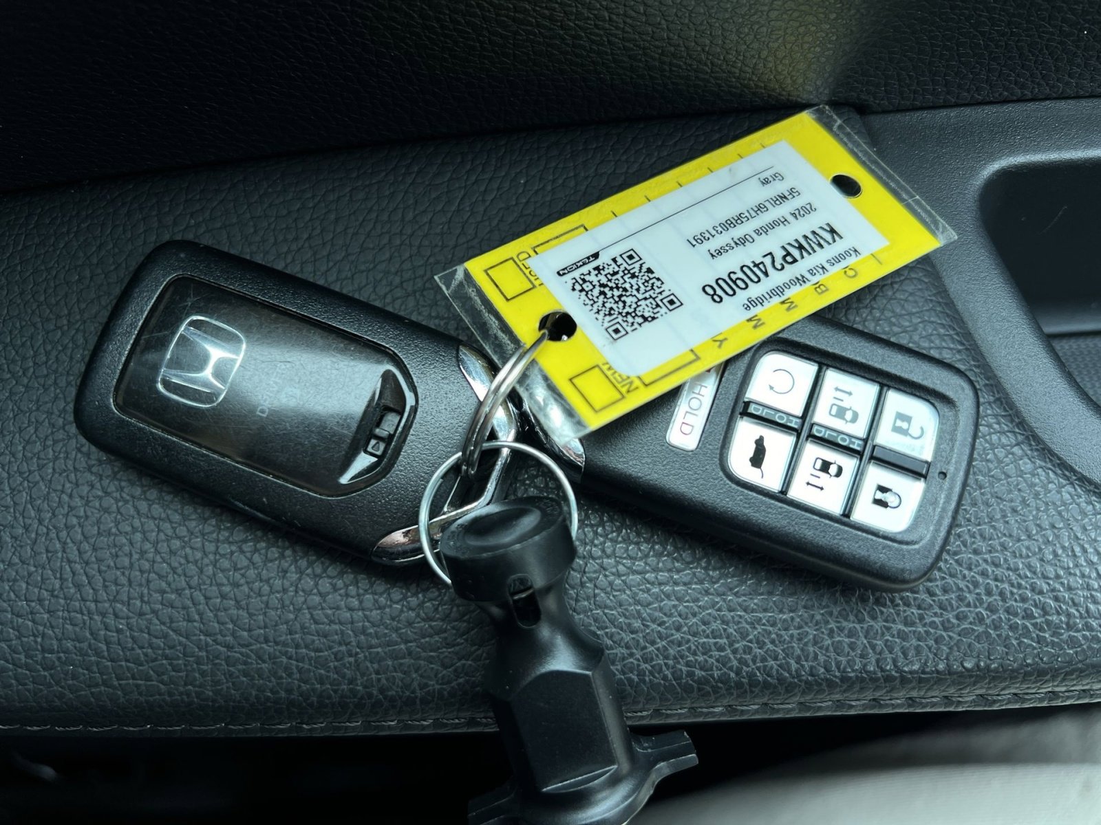 Used 2024 Honda Odyssey Sport image 47