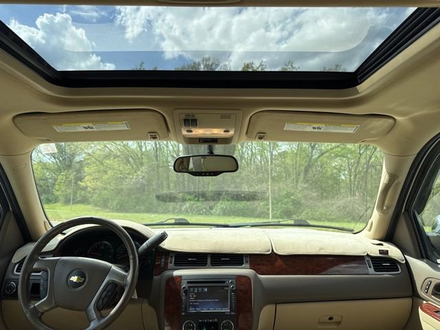 Used 2013 Chevrolet Avalanche LTZ image 15