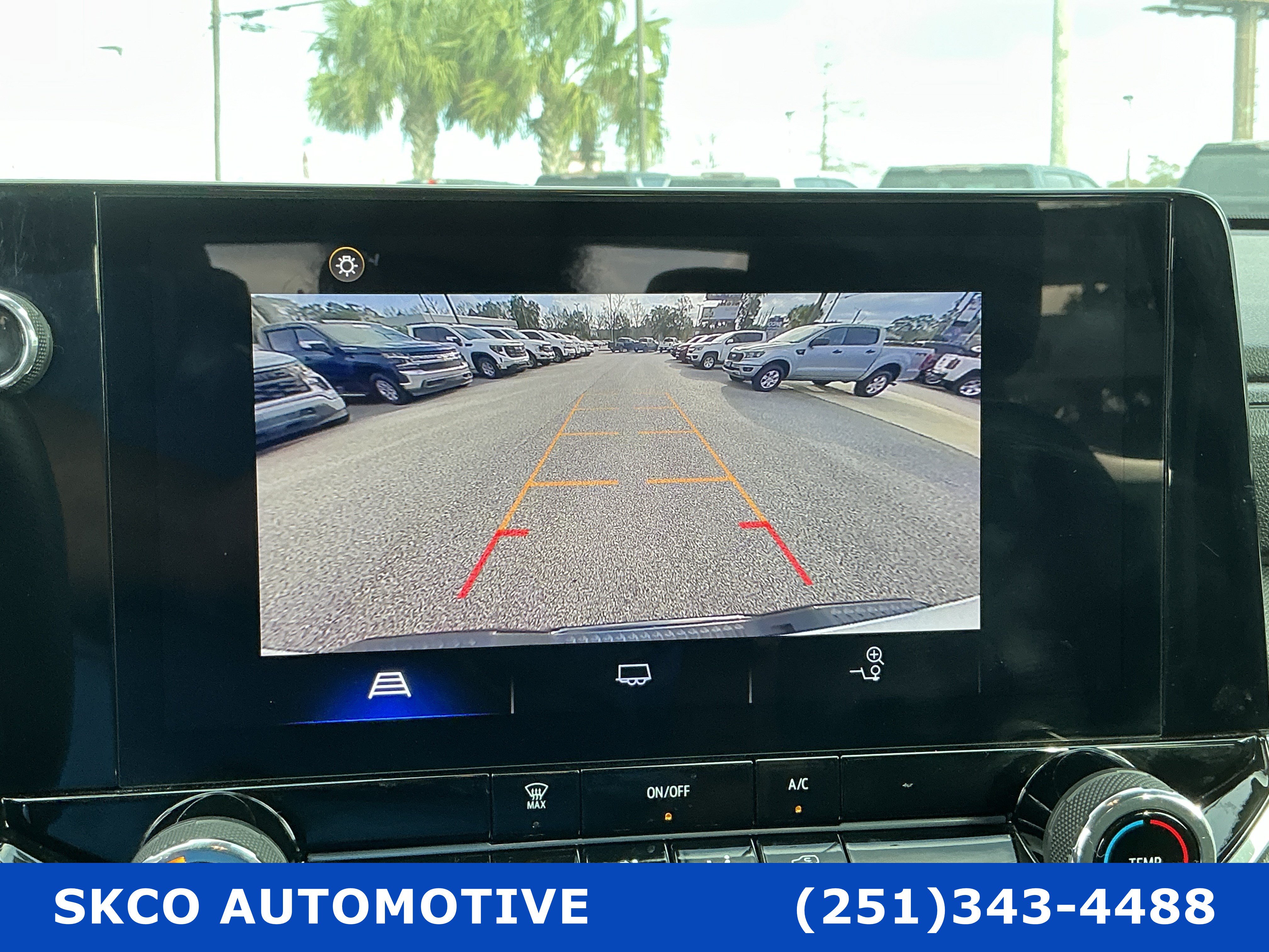 Used 2023 Chevrolet Colorado W/T RWD image 17