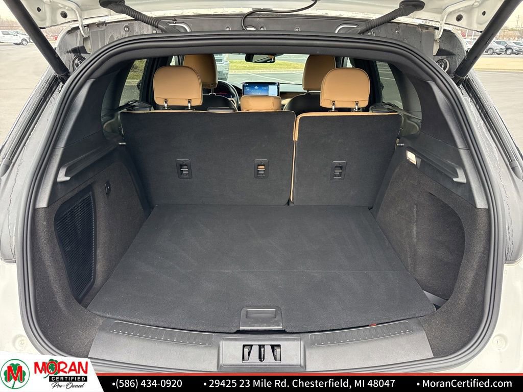 Used 2023 Lincoln Corsair Reserve image 28