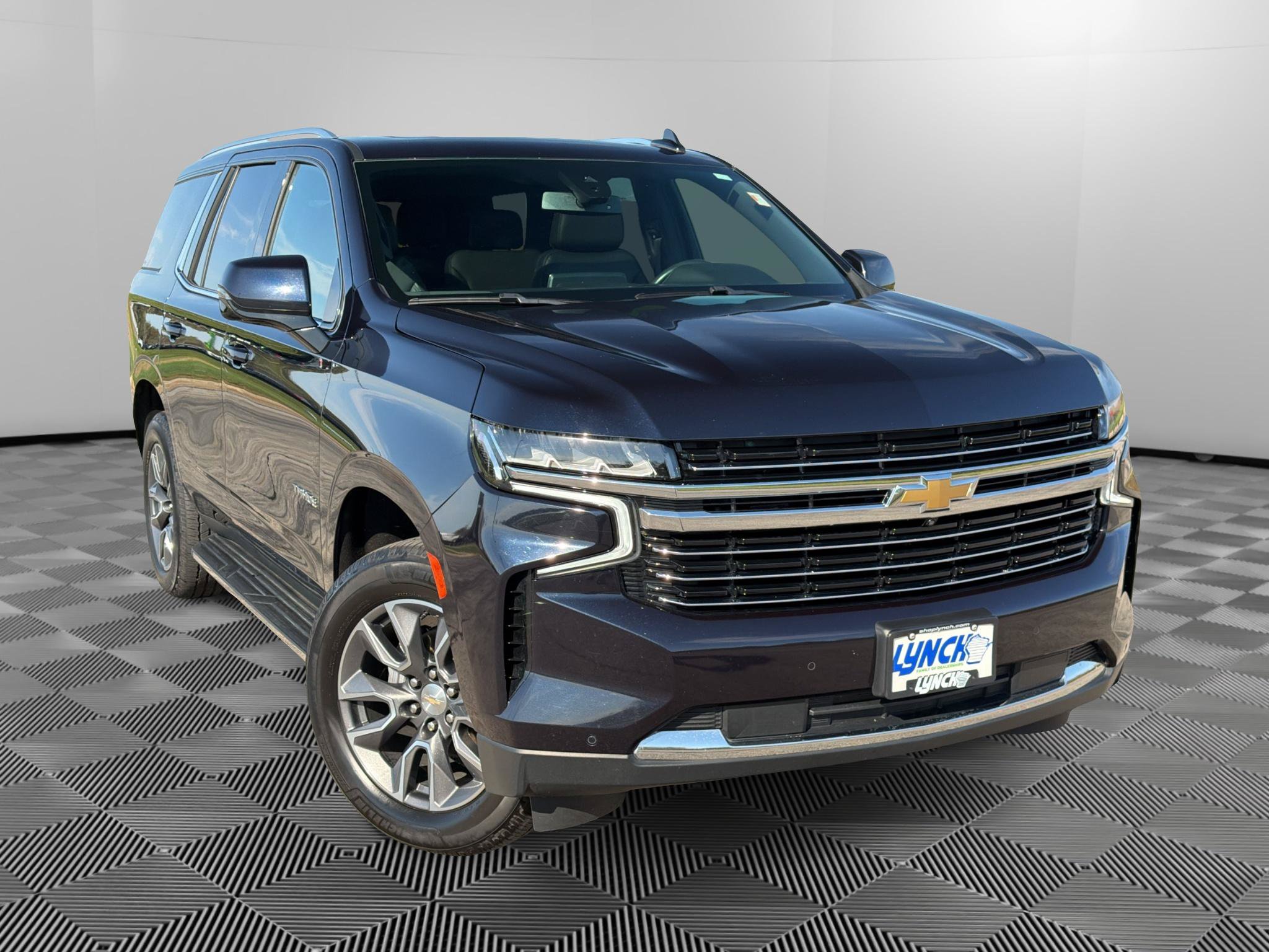 Used 2021 Chevrolet Tahoe LT w/ LT Signature Package AWD/4WD image 5
