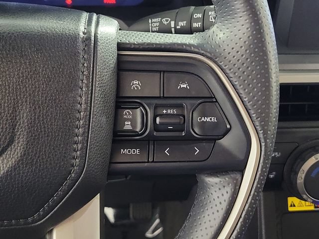 Used 2025 Toyota 4Runner TRD Off-Road AWD/4WD image 25