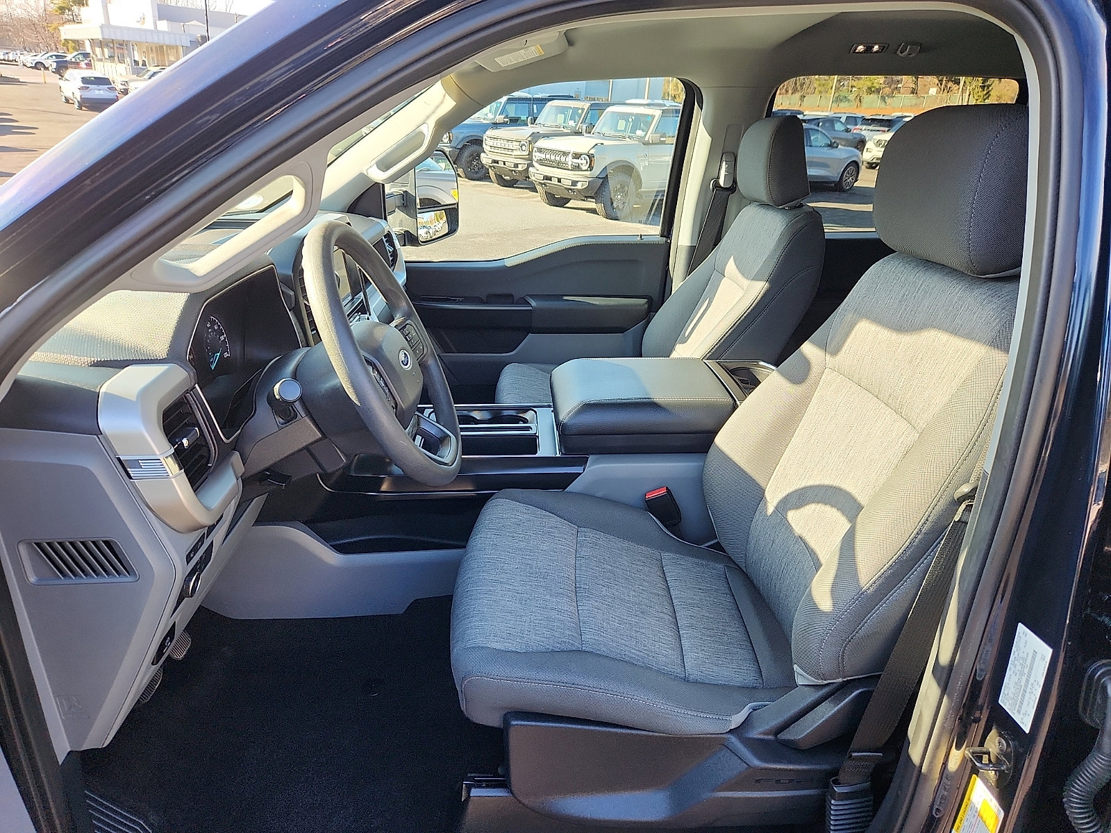 Used 2023 Ford F150 XL w/ Trailer Tow Package image 15