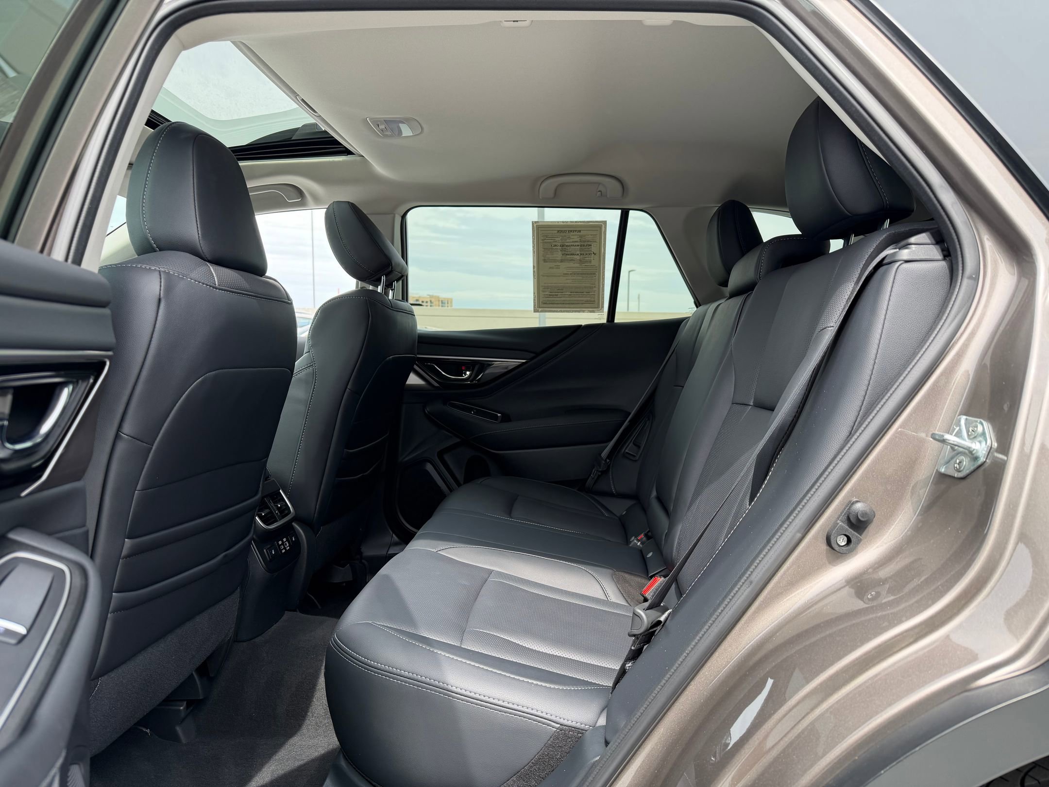 Used 2024 Subaru Outback Limited AWD/4WD image 21