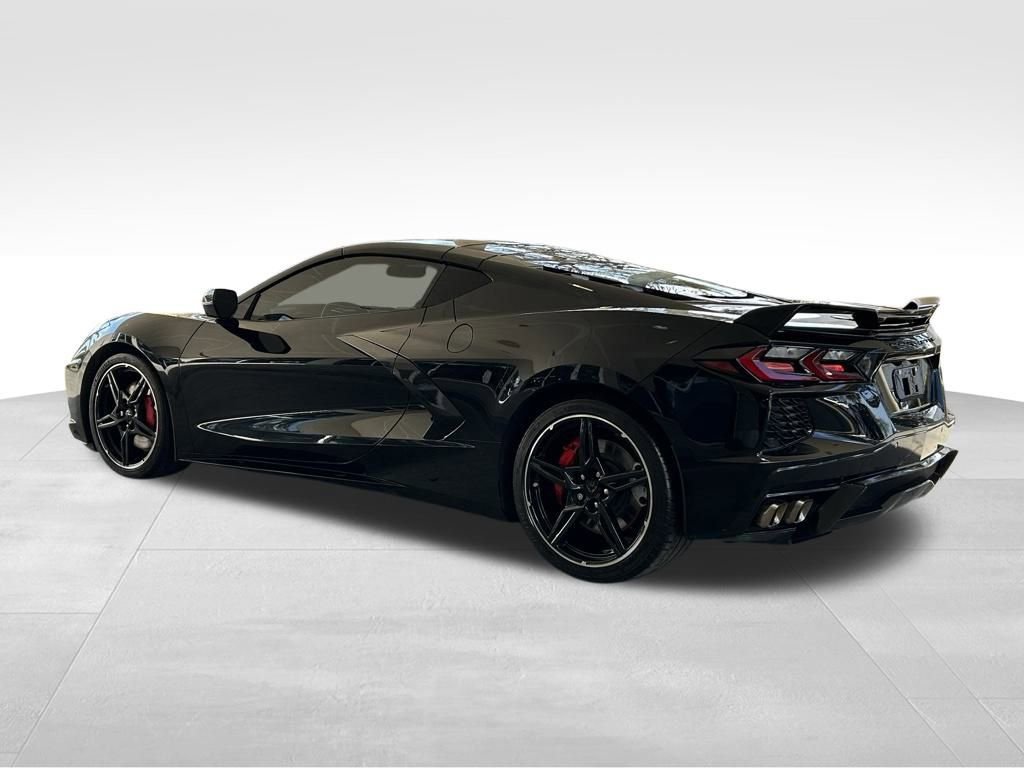 Used 2022 Chevrolet Corvette Stingray Coupe w/ Z51 Performance Package image 7