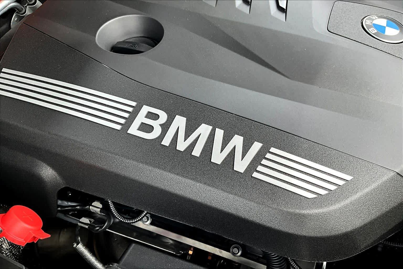 New 2026 BMW X5 xDrive50e AWD/4WD image 17