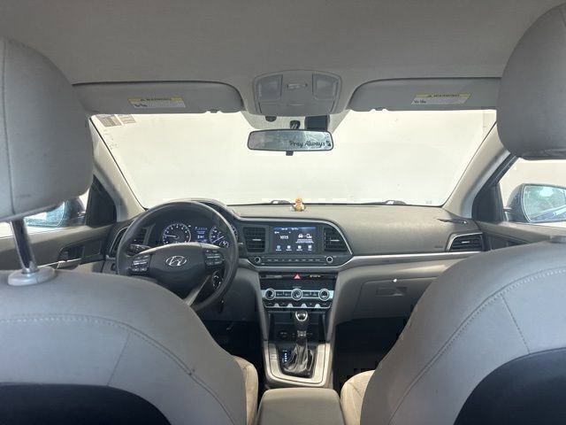Used 2020 Hyundai Elantra SEL image 17