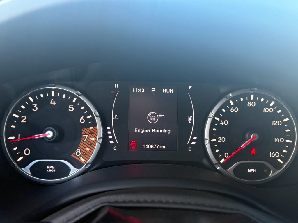 Used 2020 Jeep Renegade Latitude FWD image 15