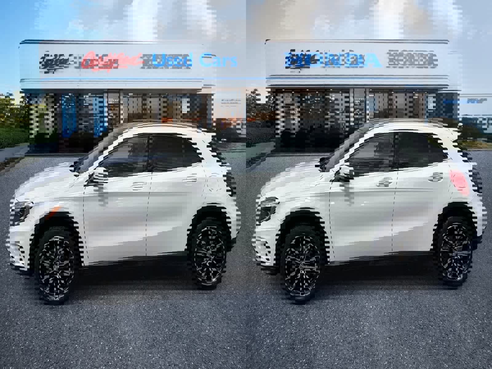 Used 2017 Mercedes-Benz GLA 250 4MATIC image 2