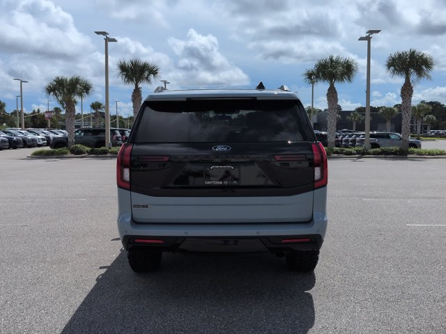 Used 2025 Ford Expedition Tremor AWD/4WD image 6