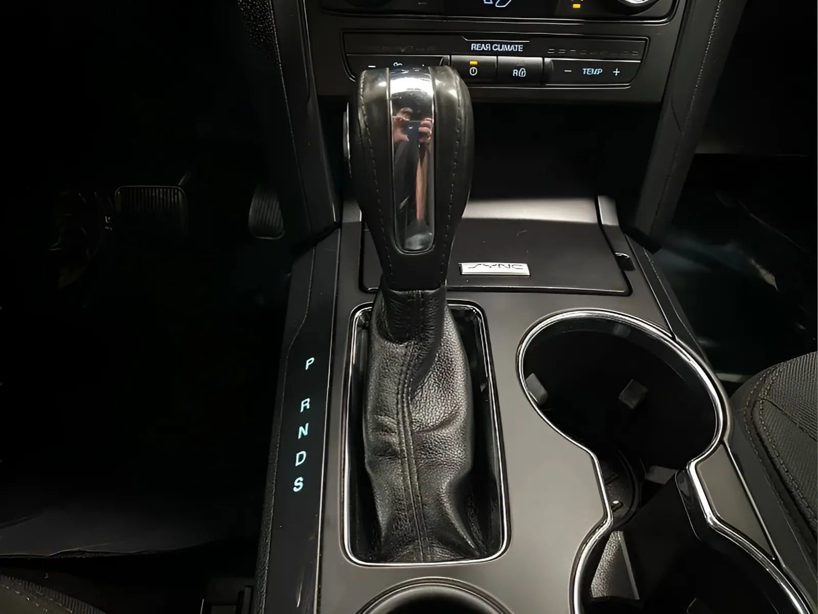 Used 2018 Ford Explorer XLT FWD image 21