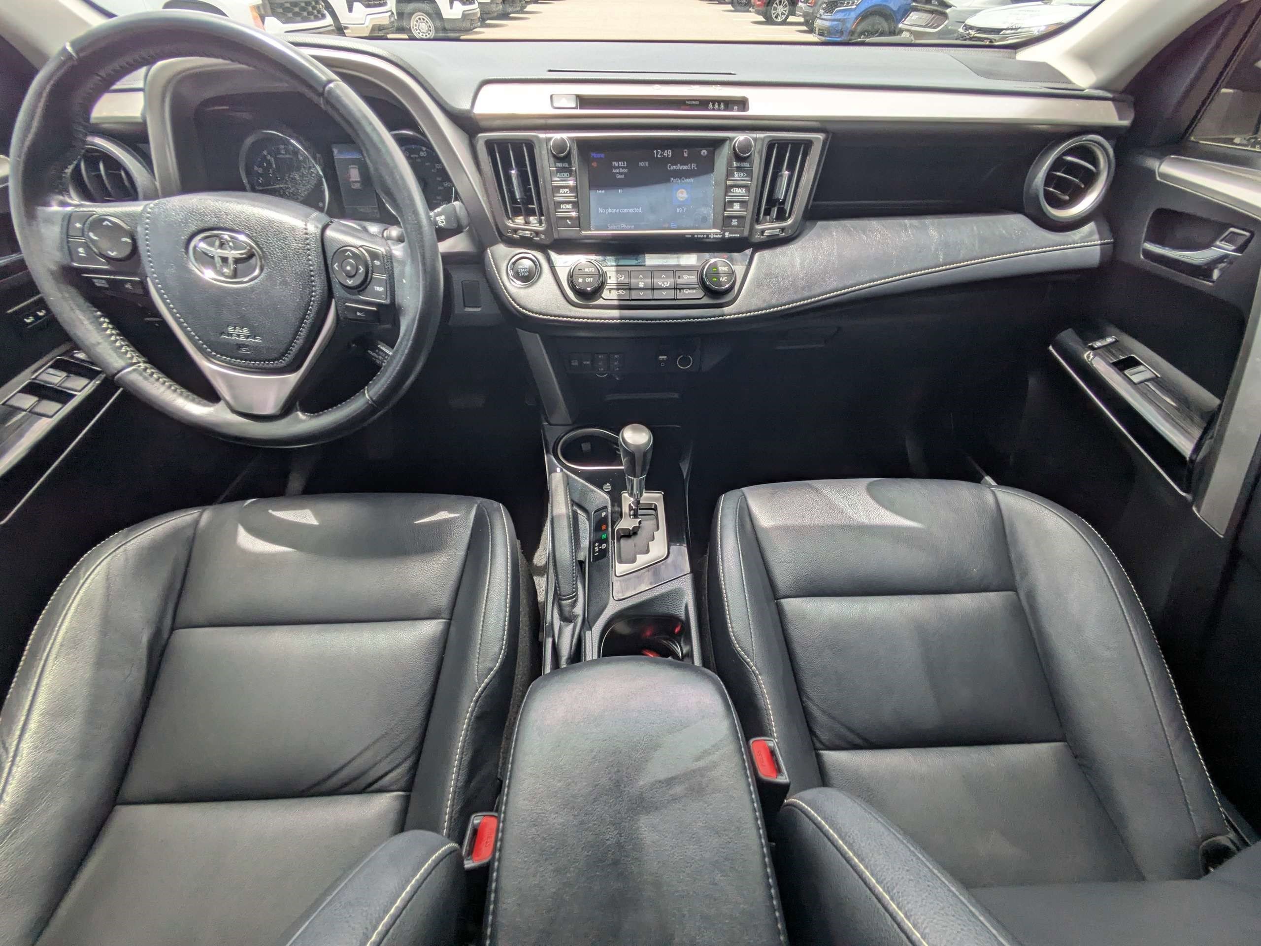 Used 2018 Toyota RAV4 Limited FWD image 14