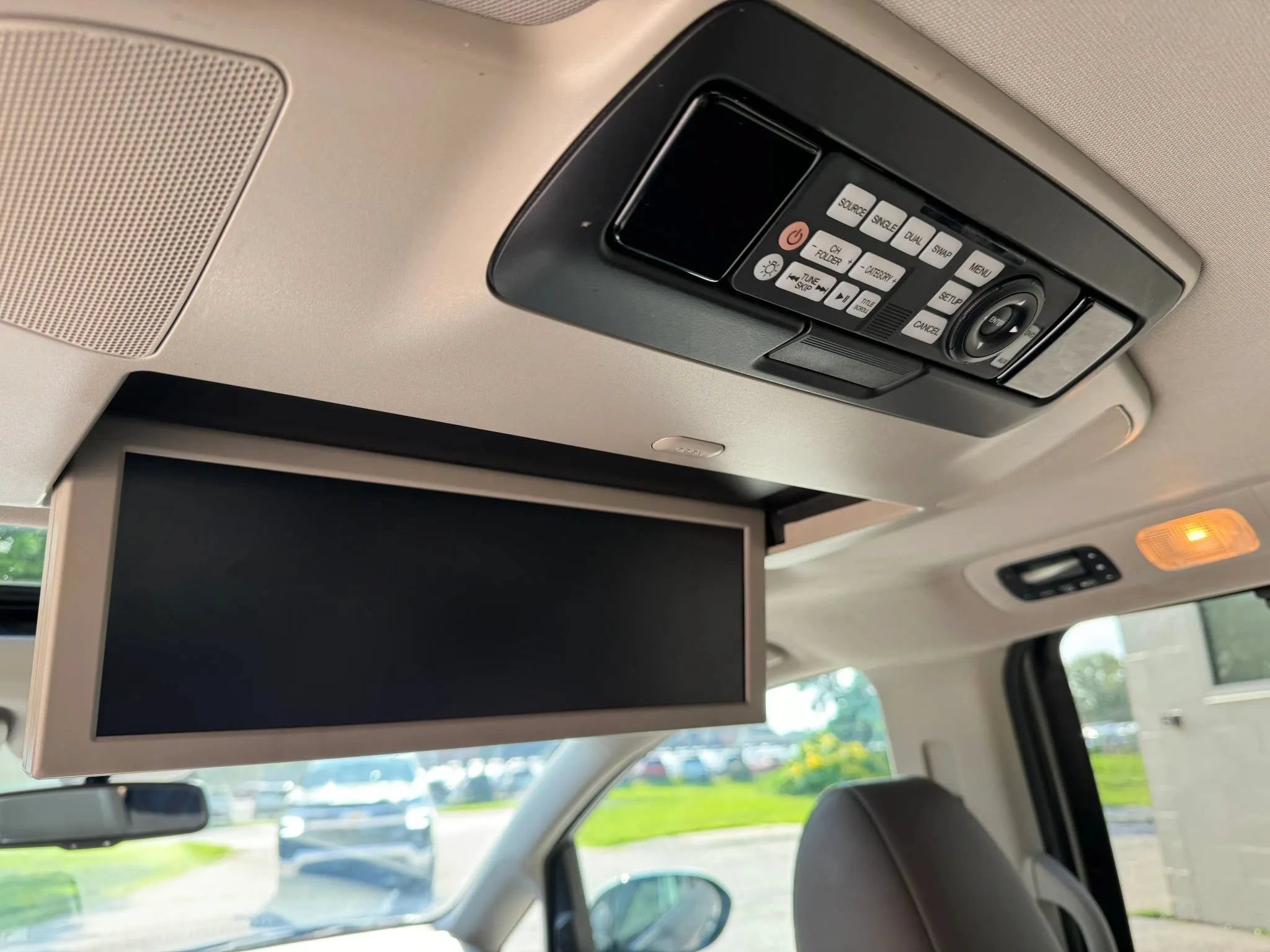 Used 2014 Honda Odyssey Touring image 38