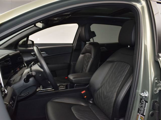 Used 2025 Kia Sportage X-Line w/ Premium Package image 9