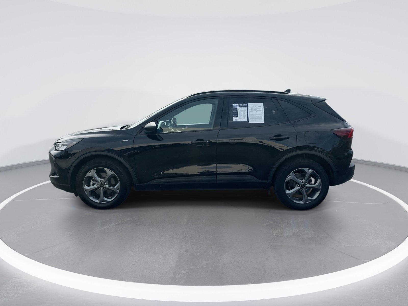 Used 2025 Ford Escape ST-Line FWD image 6