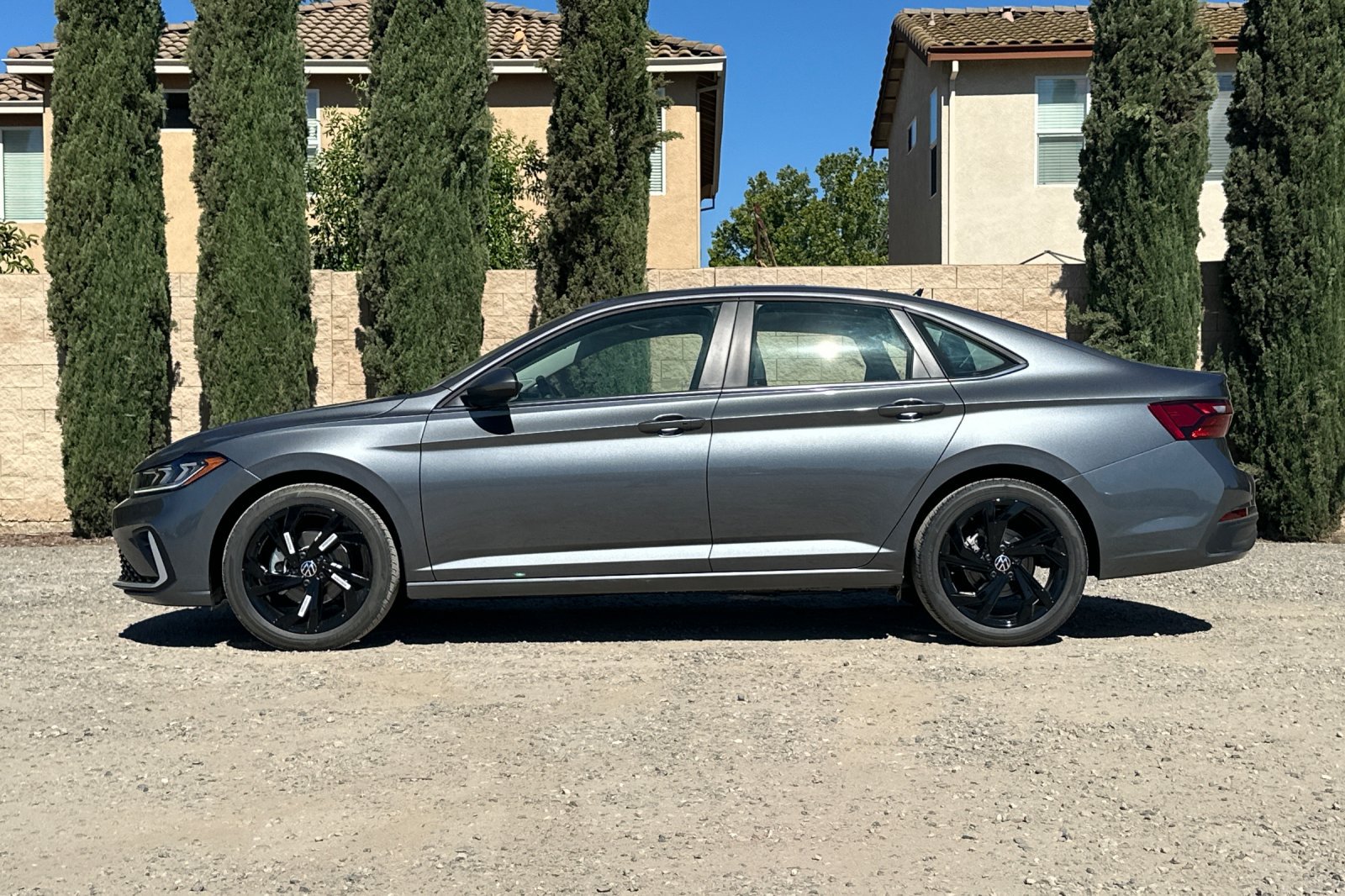 New 2026 Volkswagen Jetta SE FWD image 7