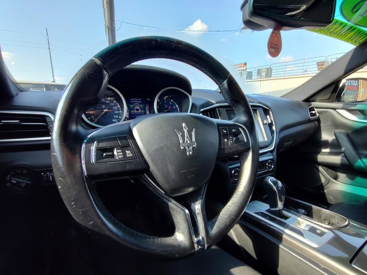 Used 2016 Maserati Ghibli RWD image 18