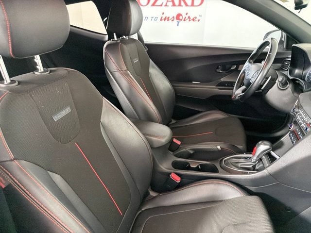 Used 2019 Hyundai Veloster 2.0 Premium FWD image 16