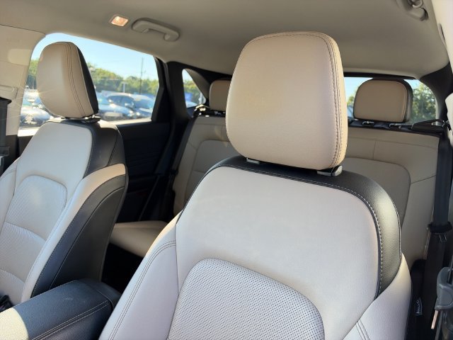 Used 2021 Ford Escape SEL FWD image 19