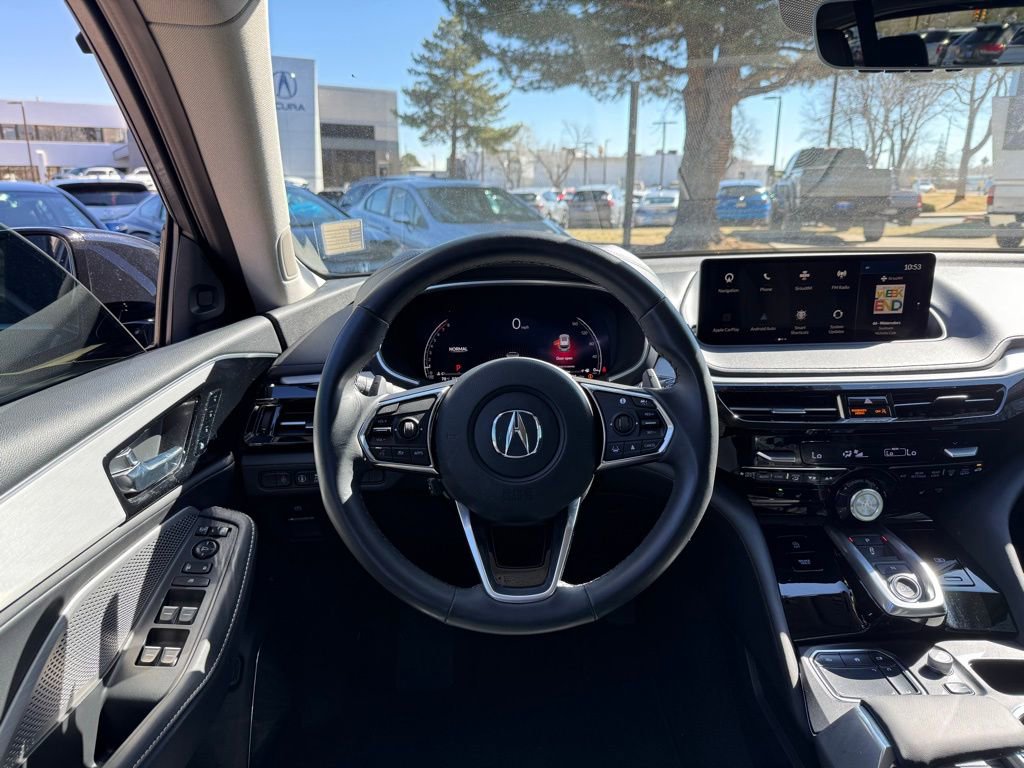 Used 2023 Acura MDX SH-AWD w/ Technology Package image 2