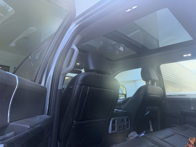 Used 2021 Ford F250 Lariat w/ Lariat Ultimate Package AWD/4WD image 2