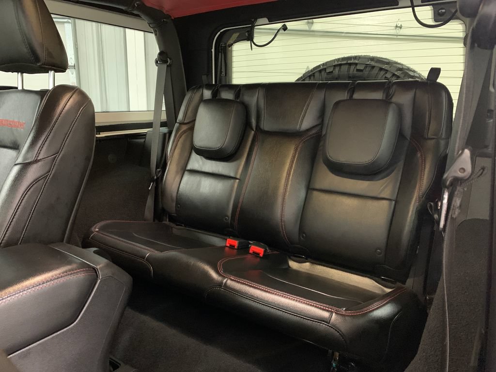 Used 2019 Jeep Wrangler Rubicon w/ Steel Bumper Group AWD/4WD image 18