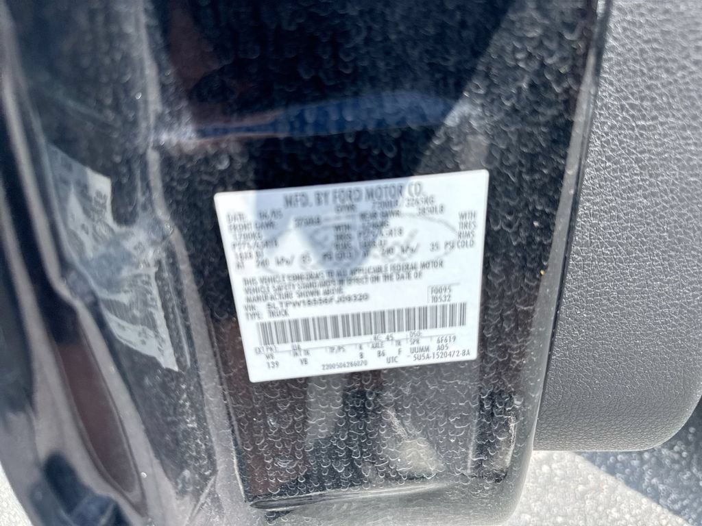 Used 2006 Lincoln Mark LT 4x4 image 28