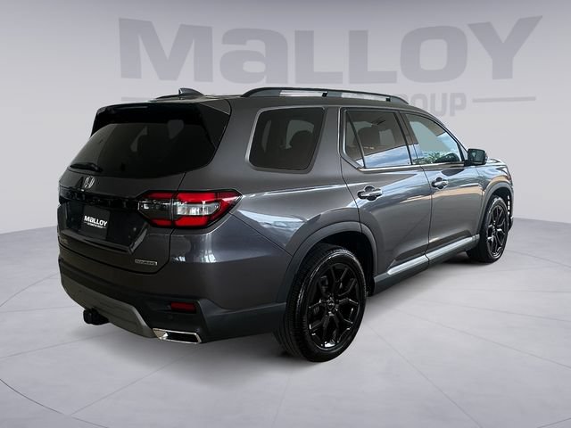 Used 2025 Honda Pilot Touring image 5
