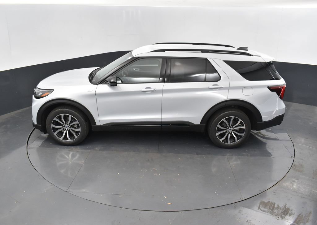 New 2026 Ford Explorer ST-Line image 42