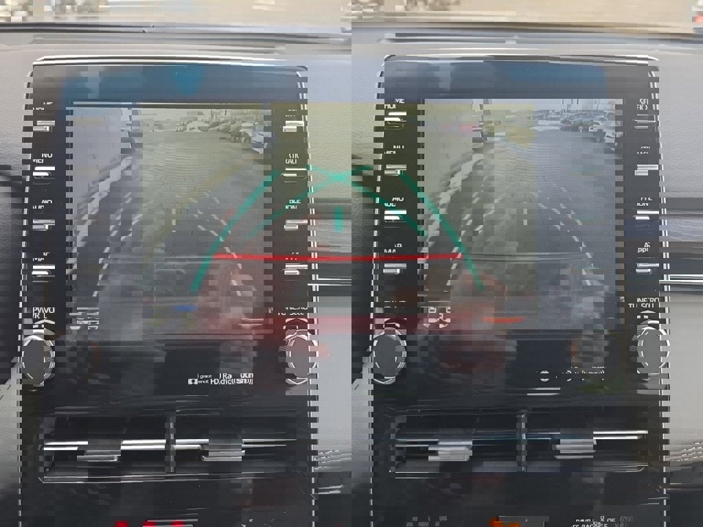 Certified 2021 Toyota Avalon XLE image 22