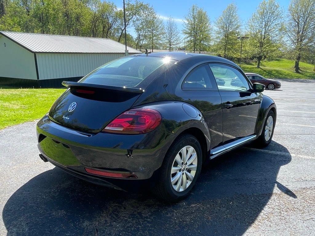 Used 2019 Volkswagen Beetle 2.0T S FWD image 3