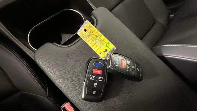 Used 2023 Subaru Solterra AWD image 23