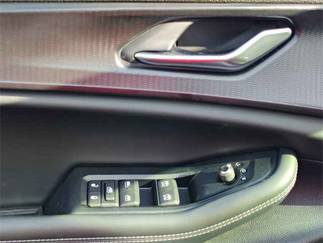 New 2025 Jeep Grand Cherokee Altitude image 12