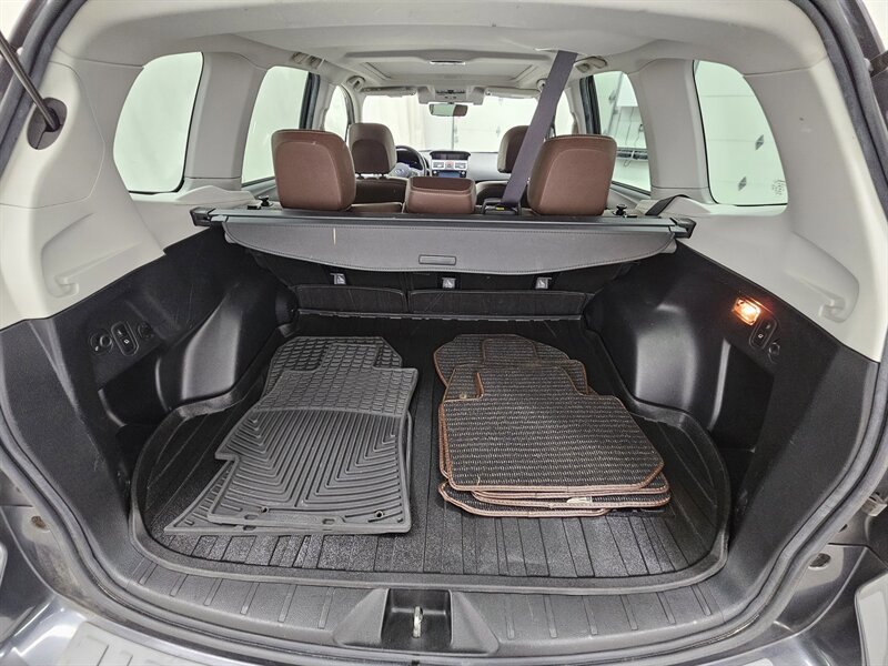 Used 2018 Subaru Forester 2.5i Touring AWD/4WD image 12