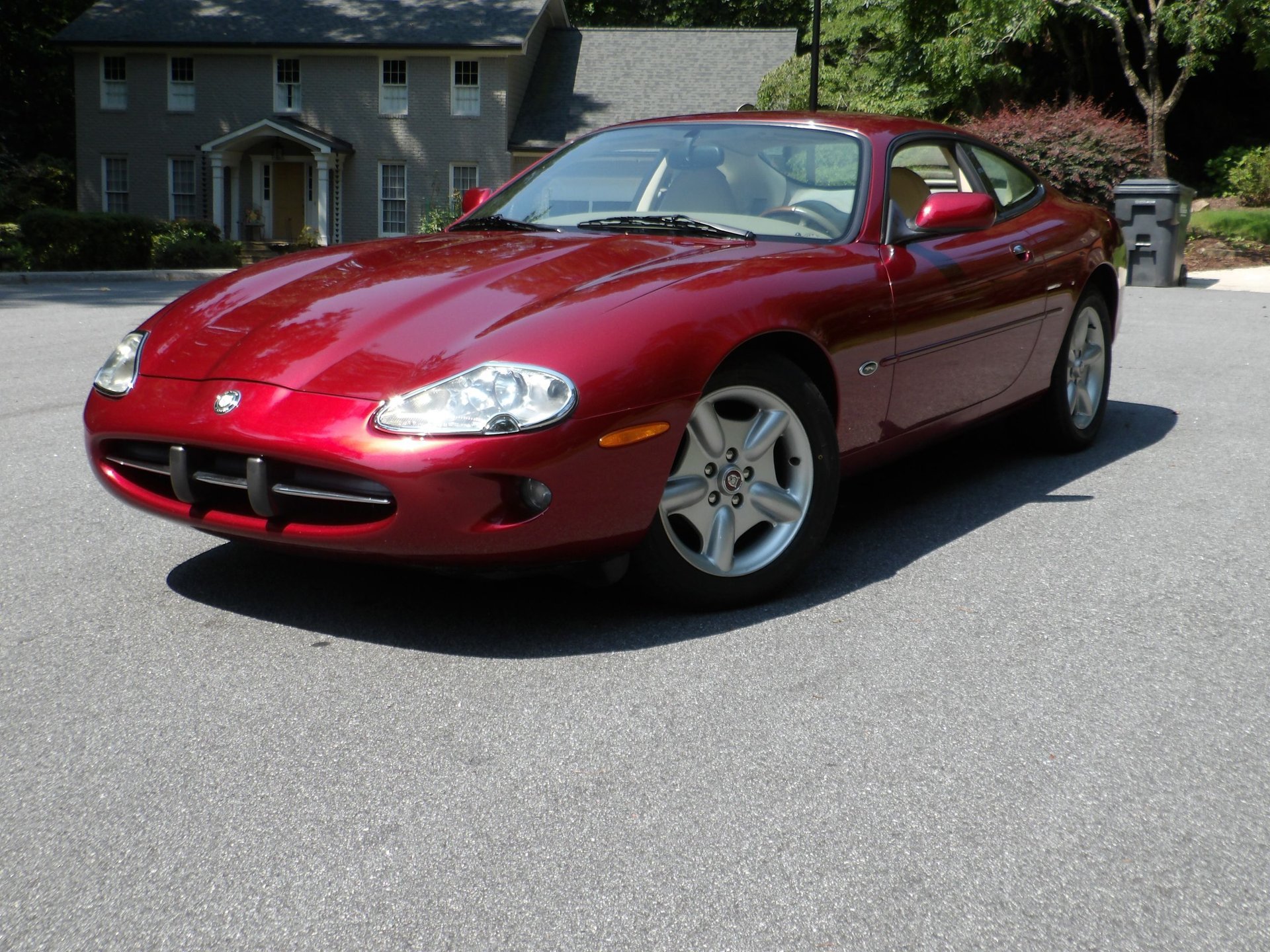 Used 1997 Jaguar XK8 Coupe RWD image 18