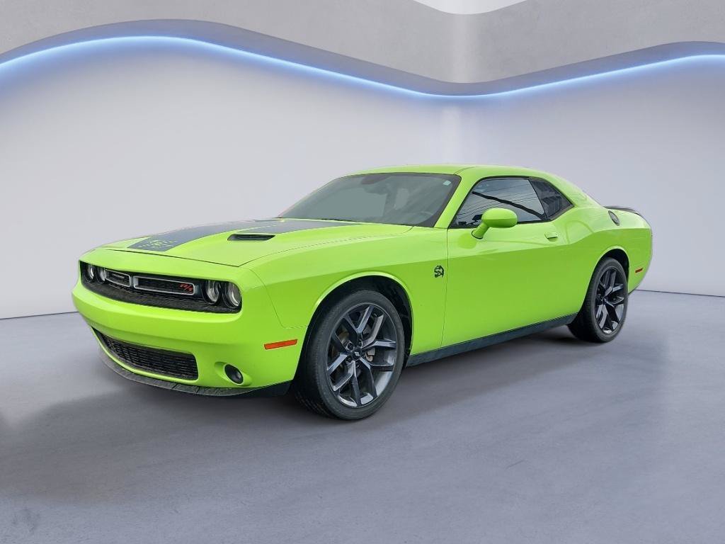 Used 2015 Dodge Challenger R/T w/ Quick Order Package 22B R/T RWD image 1
