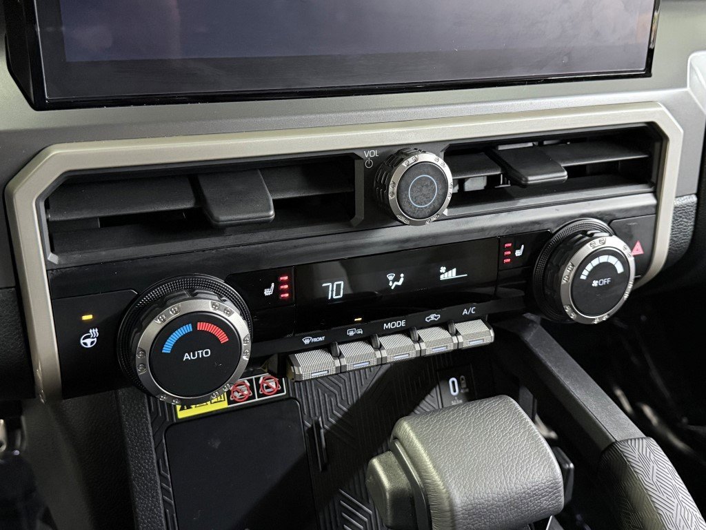 Used 2024 Toyota Tacoma TRD Sport image 30