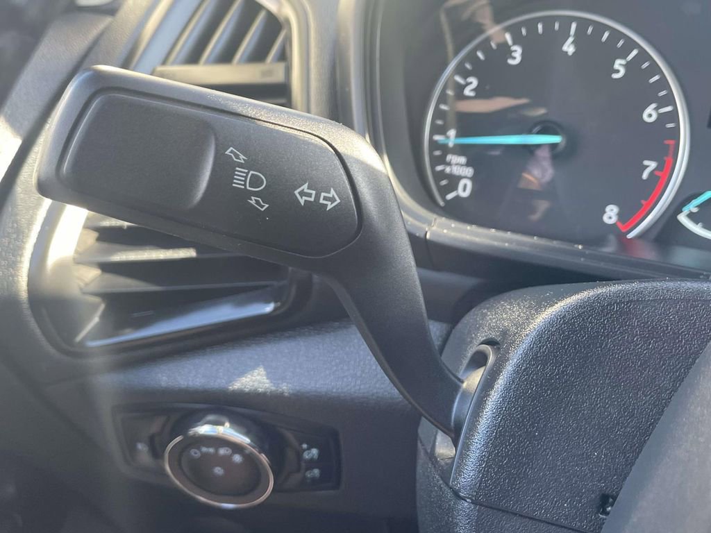 Used 2018 Ford EcoSport SE image 28