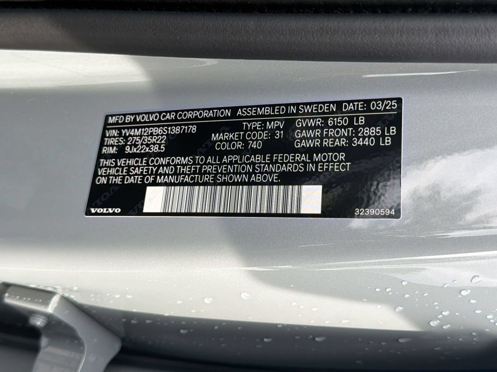 Certified 2025 Volvo XC90 B5 Plus AWD/4WD image 25