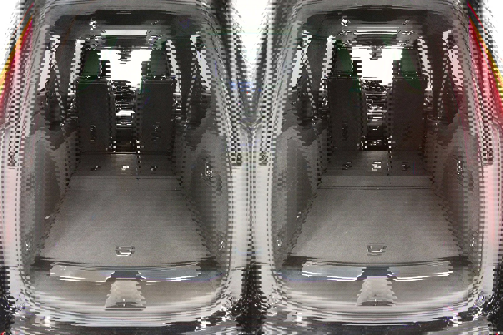 Certified 2023 Cadillac Escalade ESV V image 10