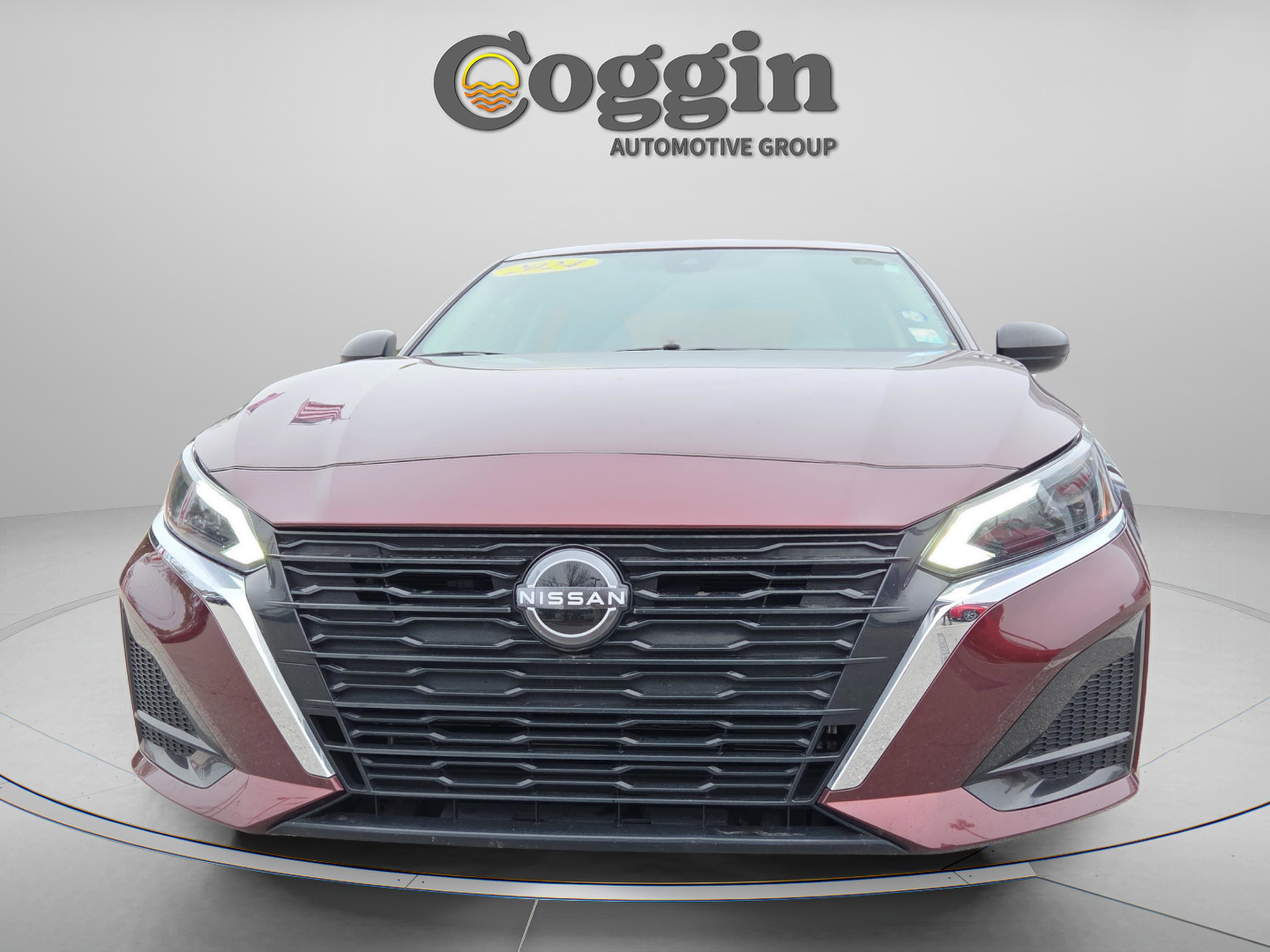 Used 2024 Nissan Altima 2.5 SV image 9